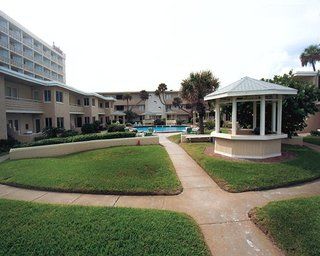 Plantation Island Hotel Ormond Beach Exterior photo